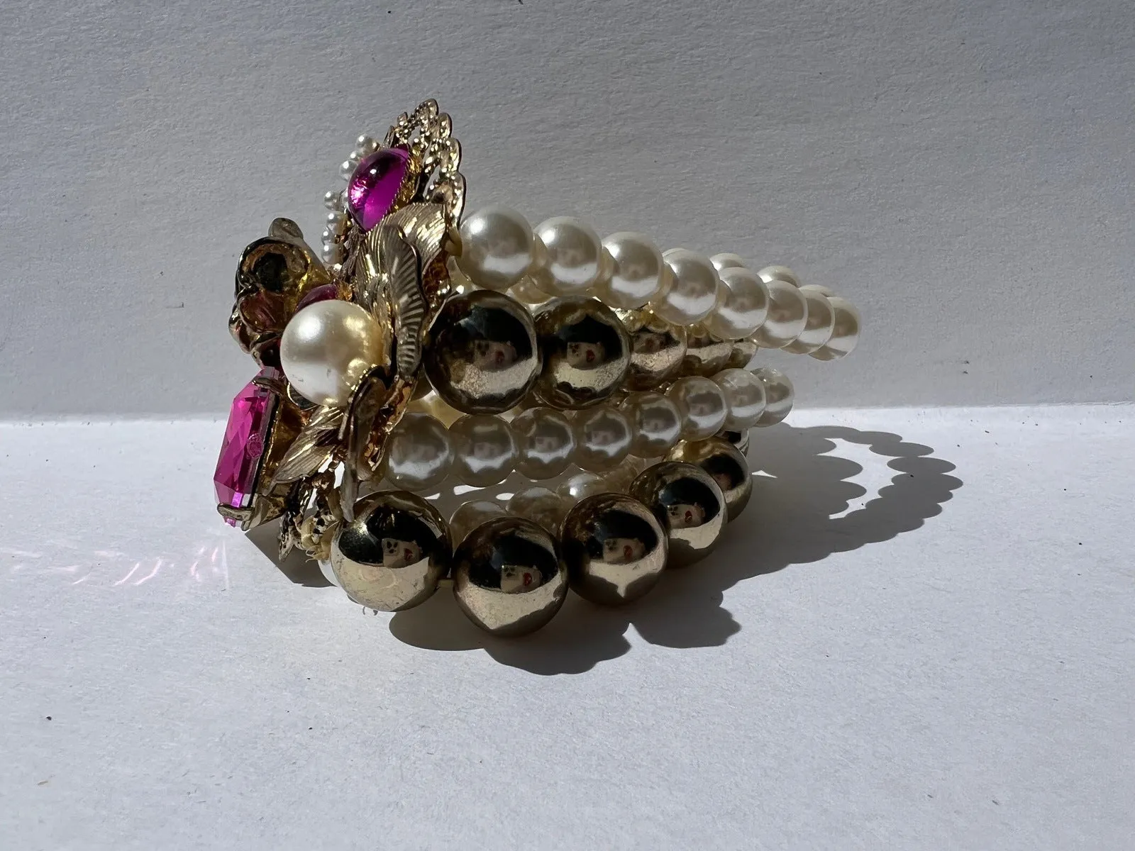 Barbie-Pink Pearl and Rhinestone Bracelet - Vibrant Vintage Jewelry