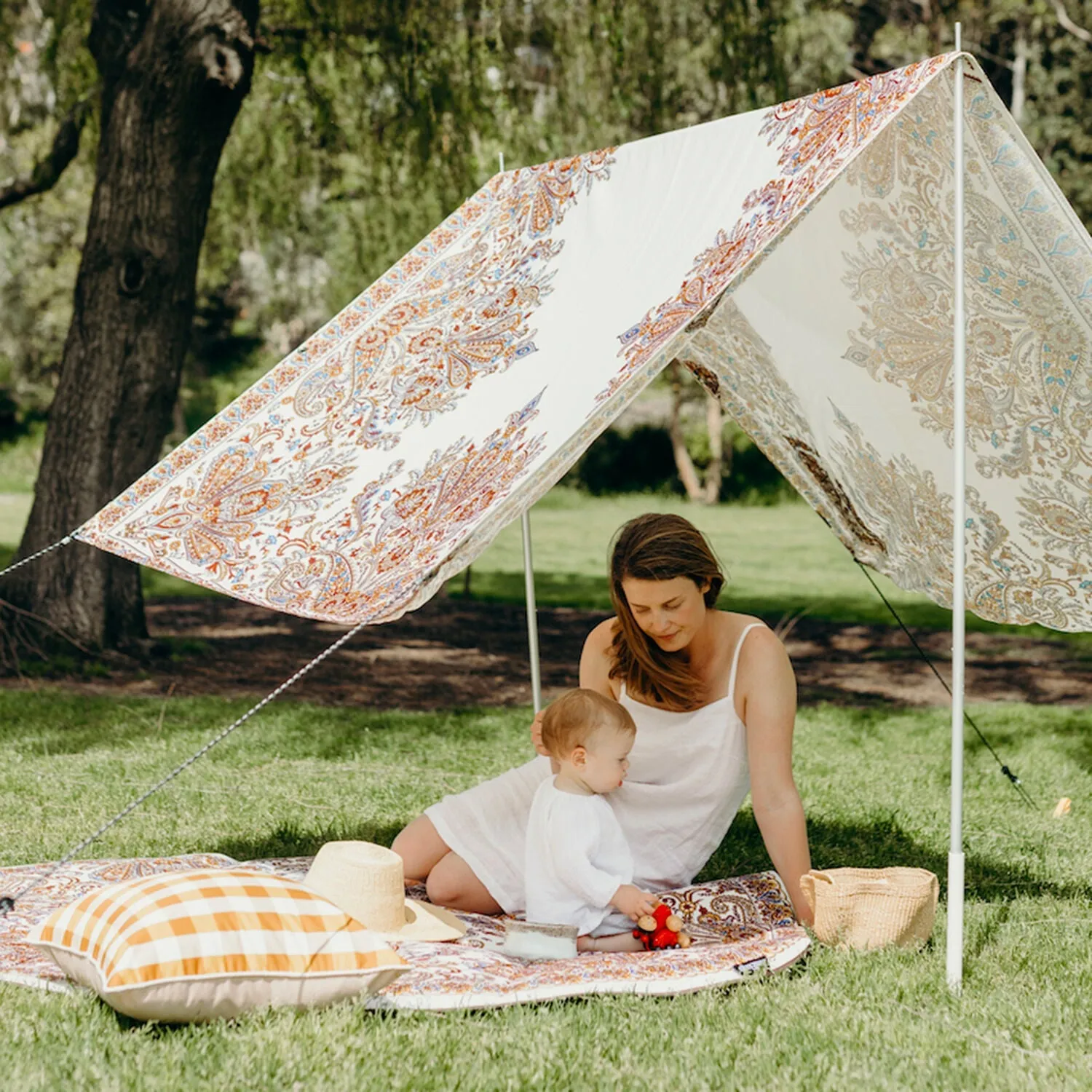 basil bangs | beach tent | delfina - LC