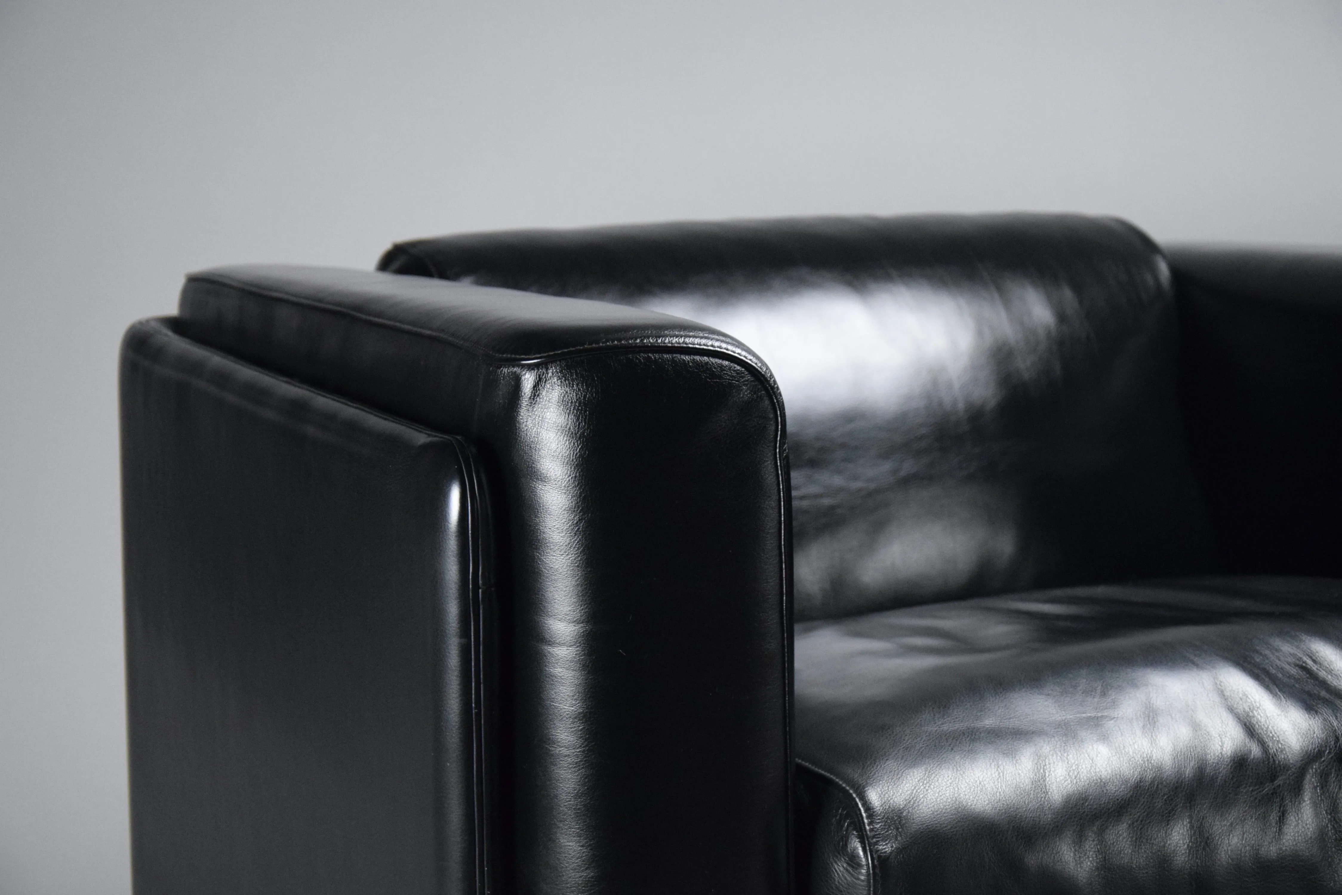 Black Lounge Chair by Tito Agnoli for Poltrona Frau