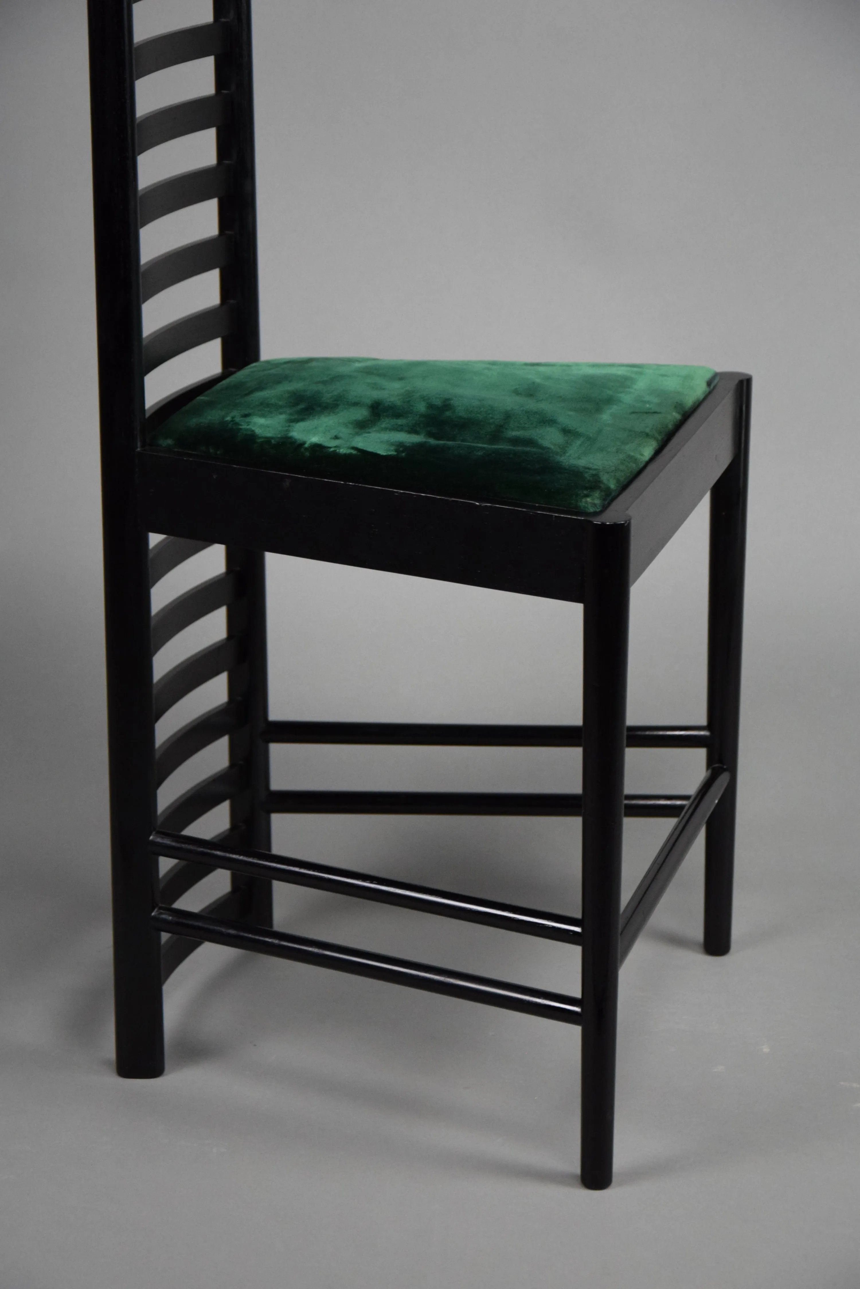 Charles Rennie Mackintosh Hill House Chair Cassina Italy