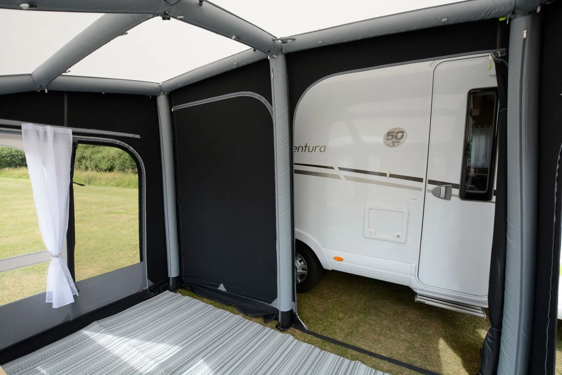 Dometic Rally Air Pro 330 DA Drive Away Awning