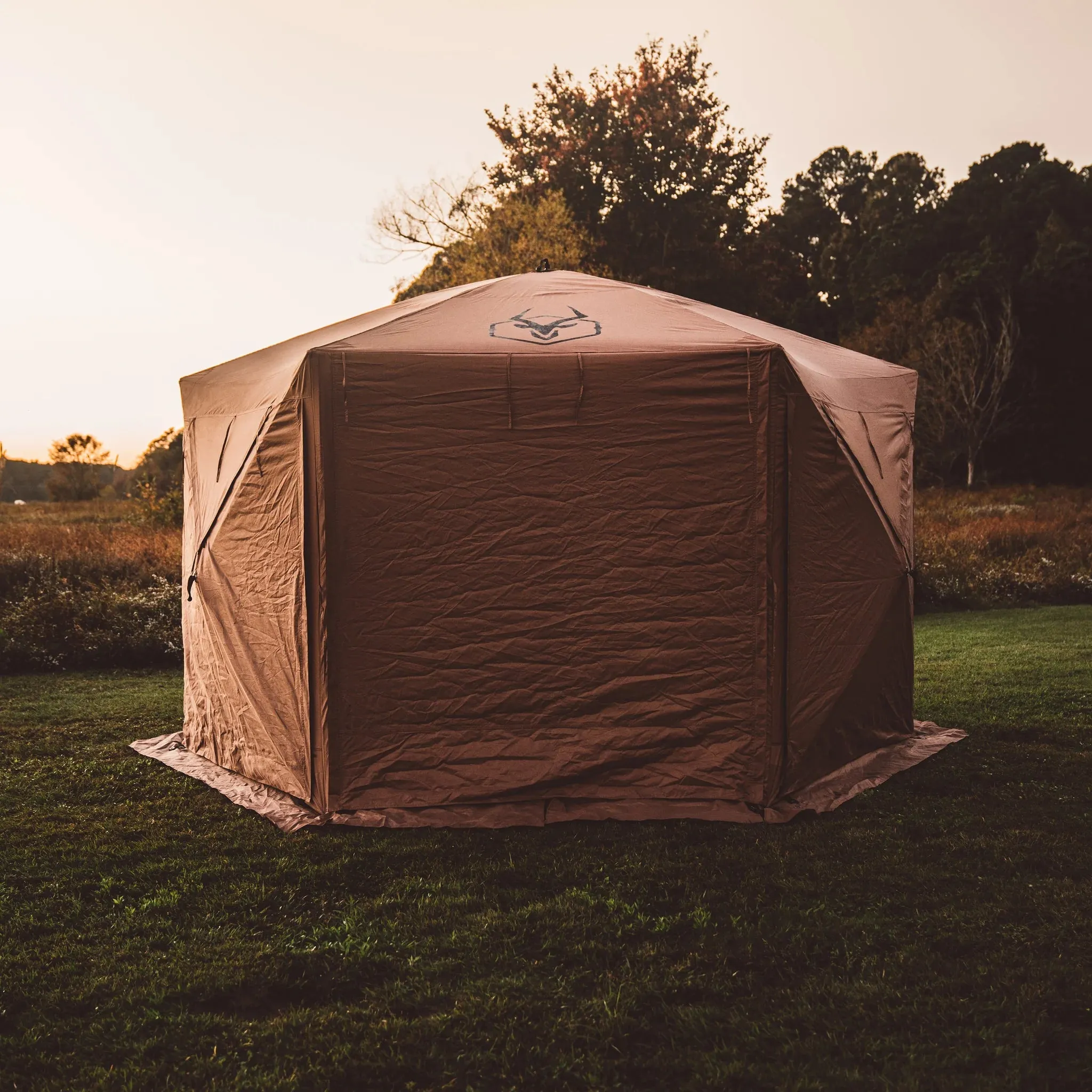 Gazelle Tents G6 Deluxe 6-Sided Portable Gazebo