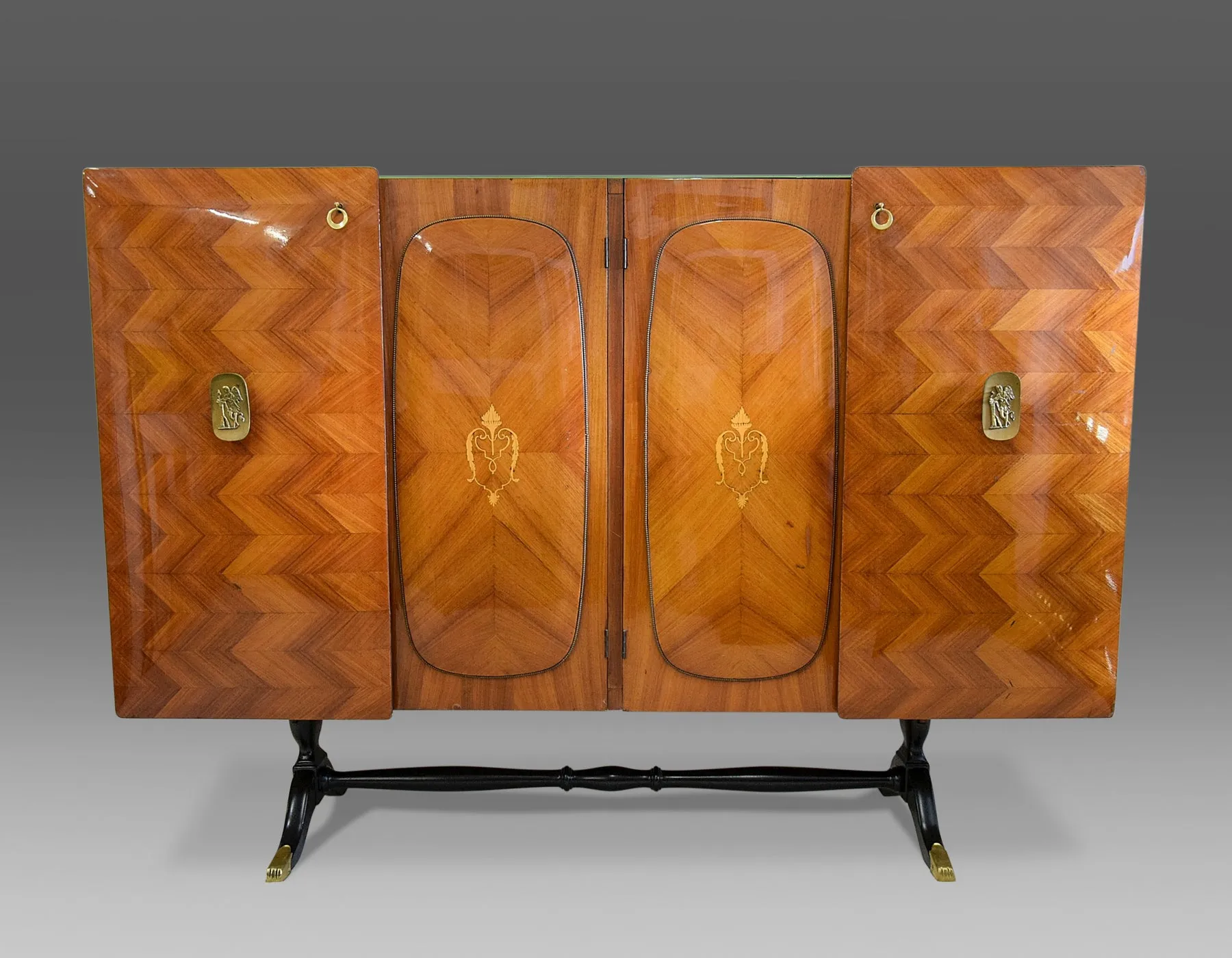 Italian Mid-Century Modern Credenza by Vittorio Dassi