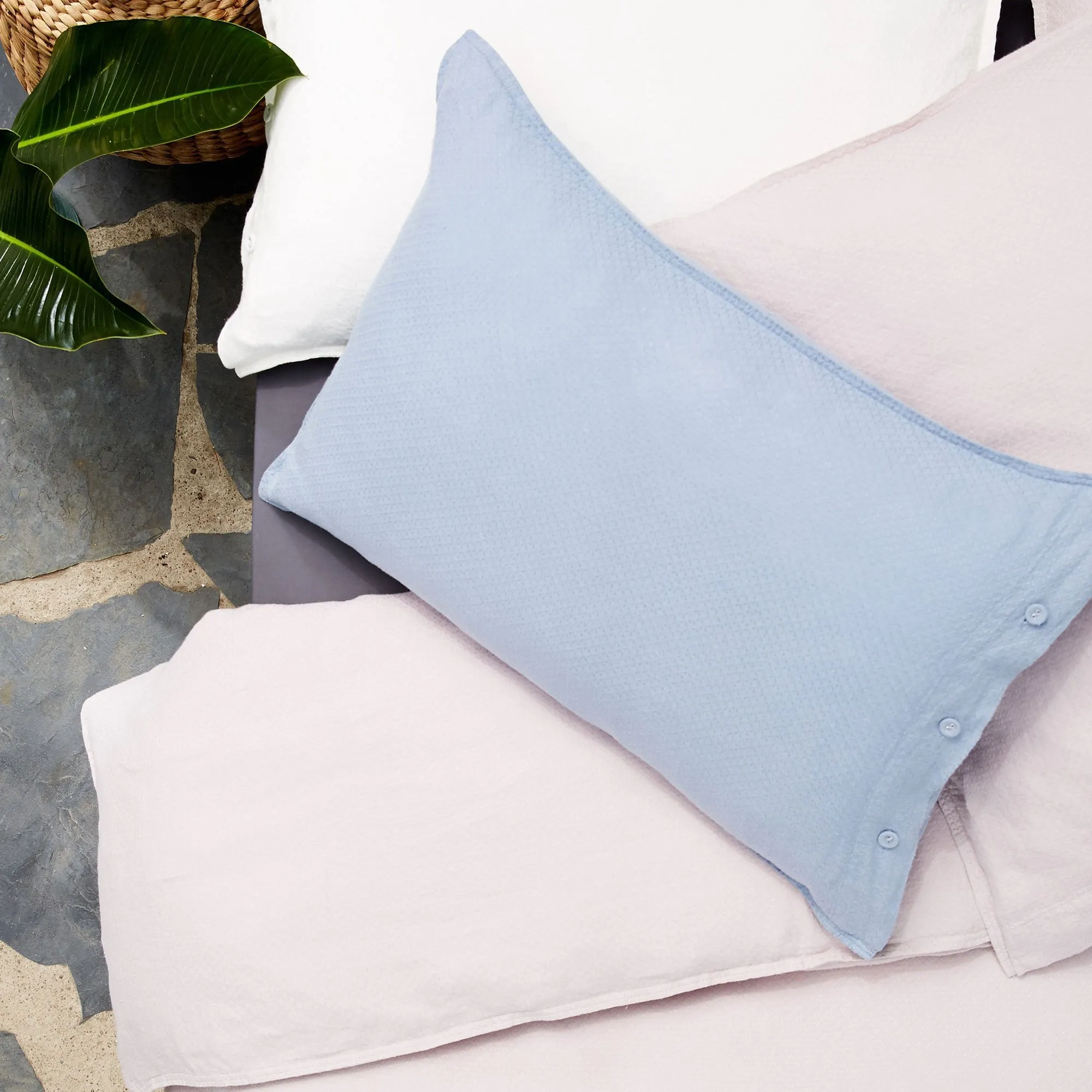 Lousa Pillowcase [Light grey blue]