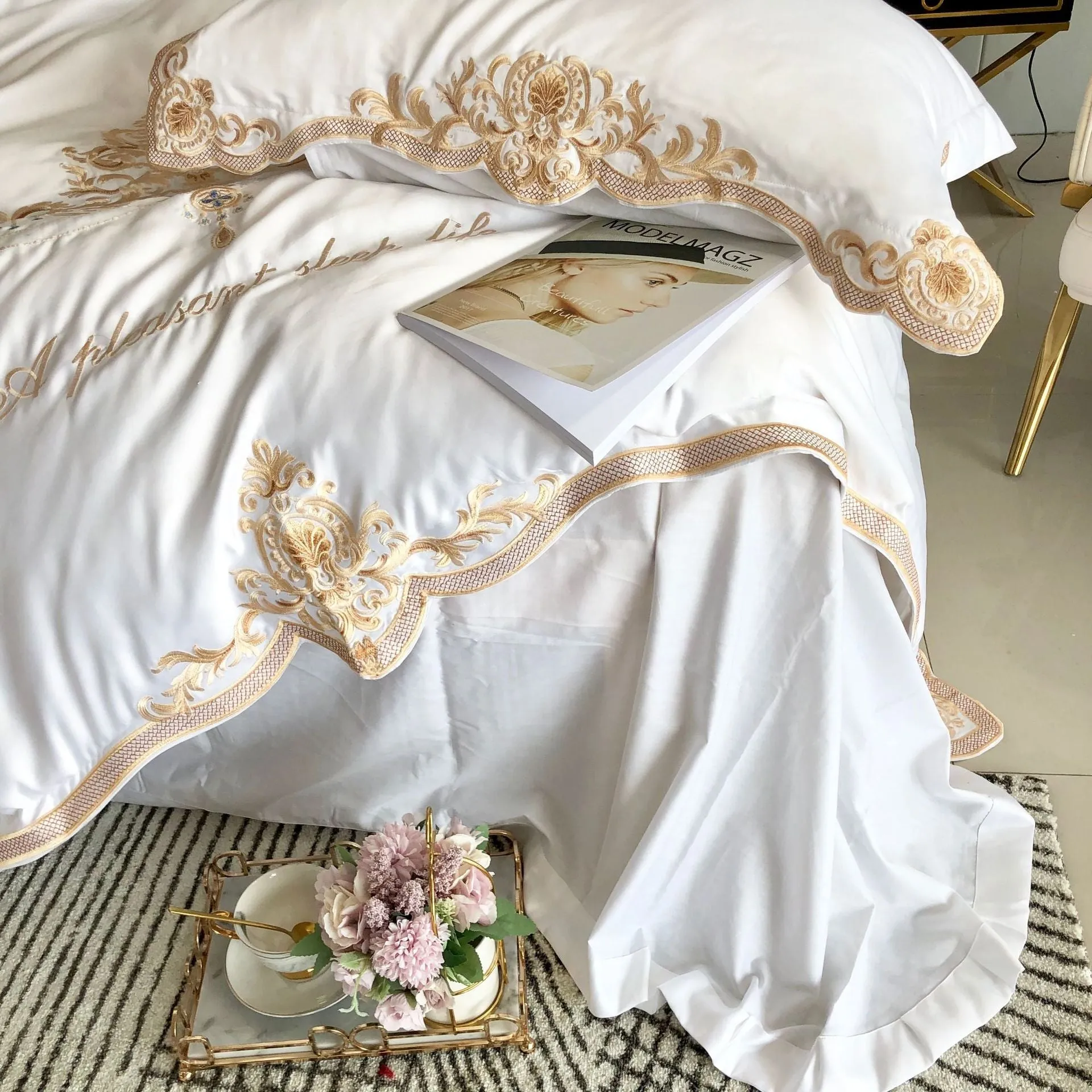 Luxury Silky Egyptian Silk-Cotton Royal Embroidery Duvet Cover Set